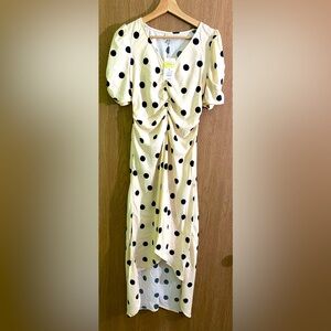 Women's Crepe Short Sleeve MIDI
Dress - a New Day Beige Polka Dots
XS